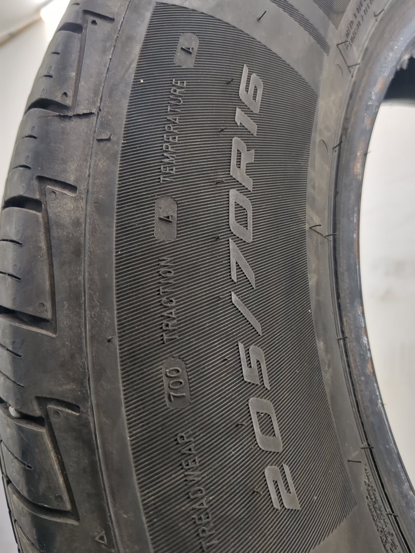 Used Tire 205/70R16 MASTERCRAFT QUEST PLUS 97H - Tread Depth 10/32 - Oemusedautoparts1.com