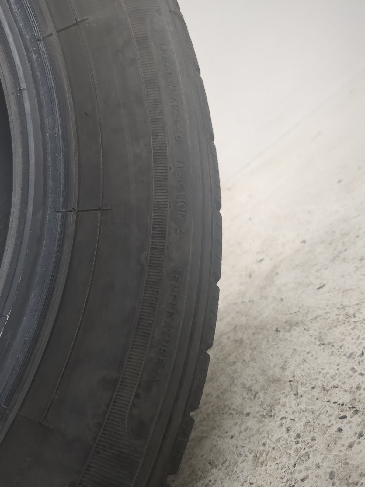 Used Tire 205/55R16 MILESTAR MS932 91V - Tread Depth 9.5/32 - Oemusedautoparts1.com