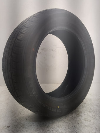 compare product Used Tire 205/55R16 MILESTAR MS932 91V - Tread Depth 9.5/32
