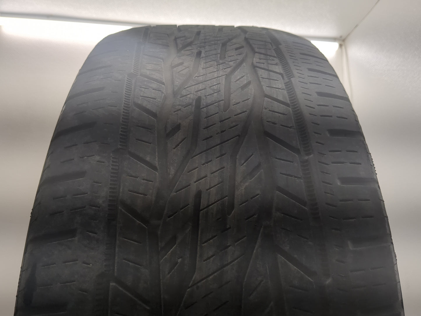 Used Tire 255/55R20 CONTINENTAL CROSSCONTACT LX25 107H - Tread Depth 6.5/32 - Oemusedautoparts1.com