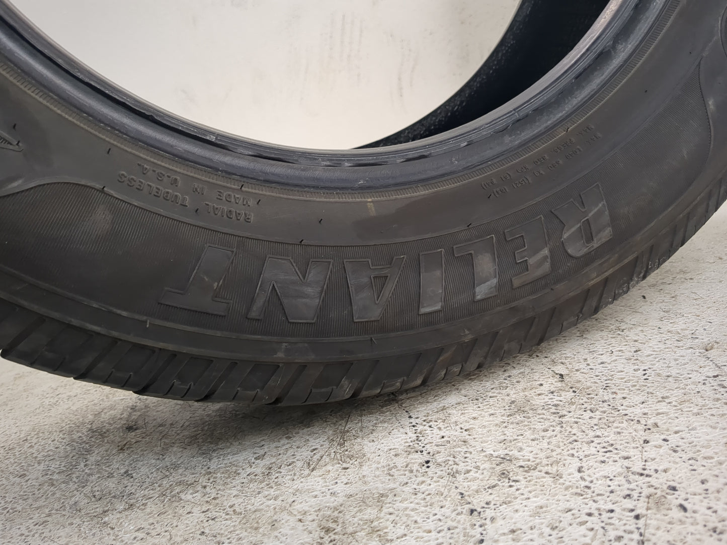 Used Tire 205/65R16 GOODYEAR RELIANT ALL SEASON 95H - Tread Depth 7/32 - Oemusedautoparts1.com