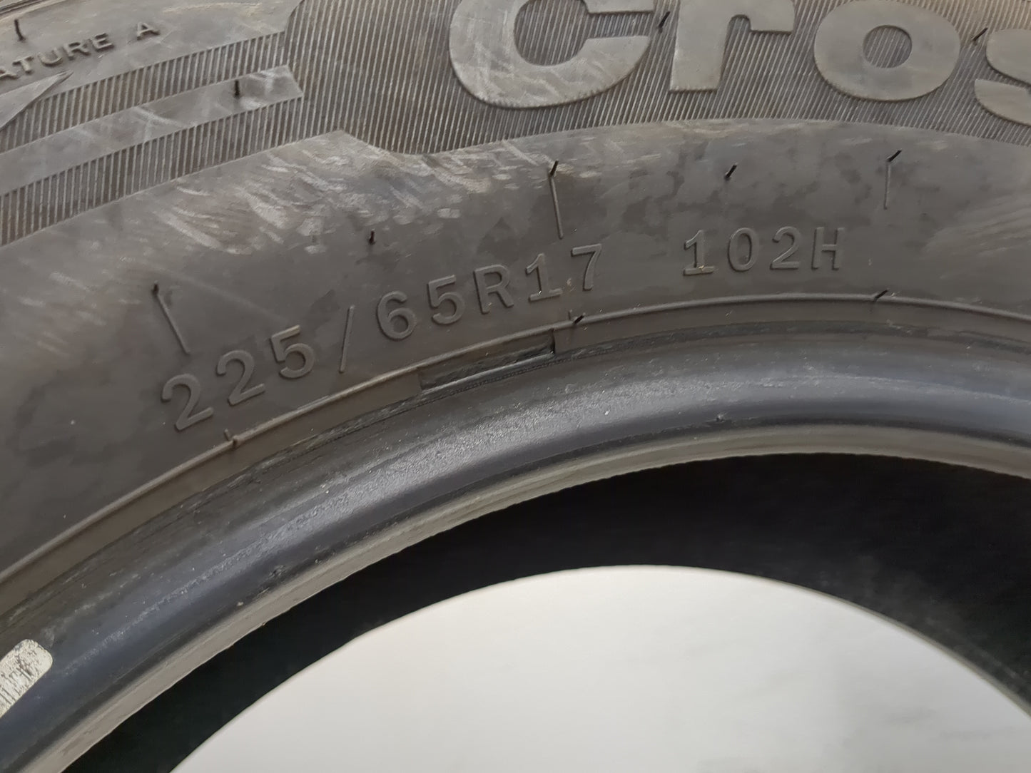 Used Tire 225/65R17 CROSWIND HP010 PLUS 102H - Tread Depth 9/32 - Oemusedautoparts1.com