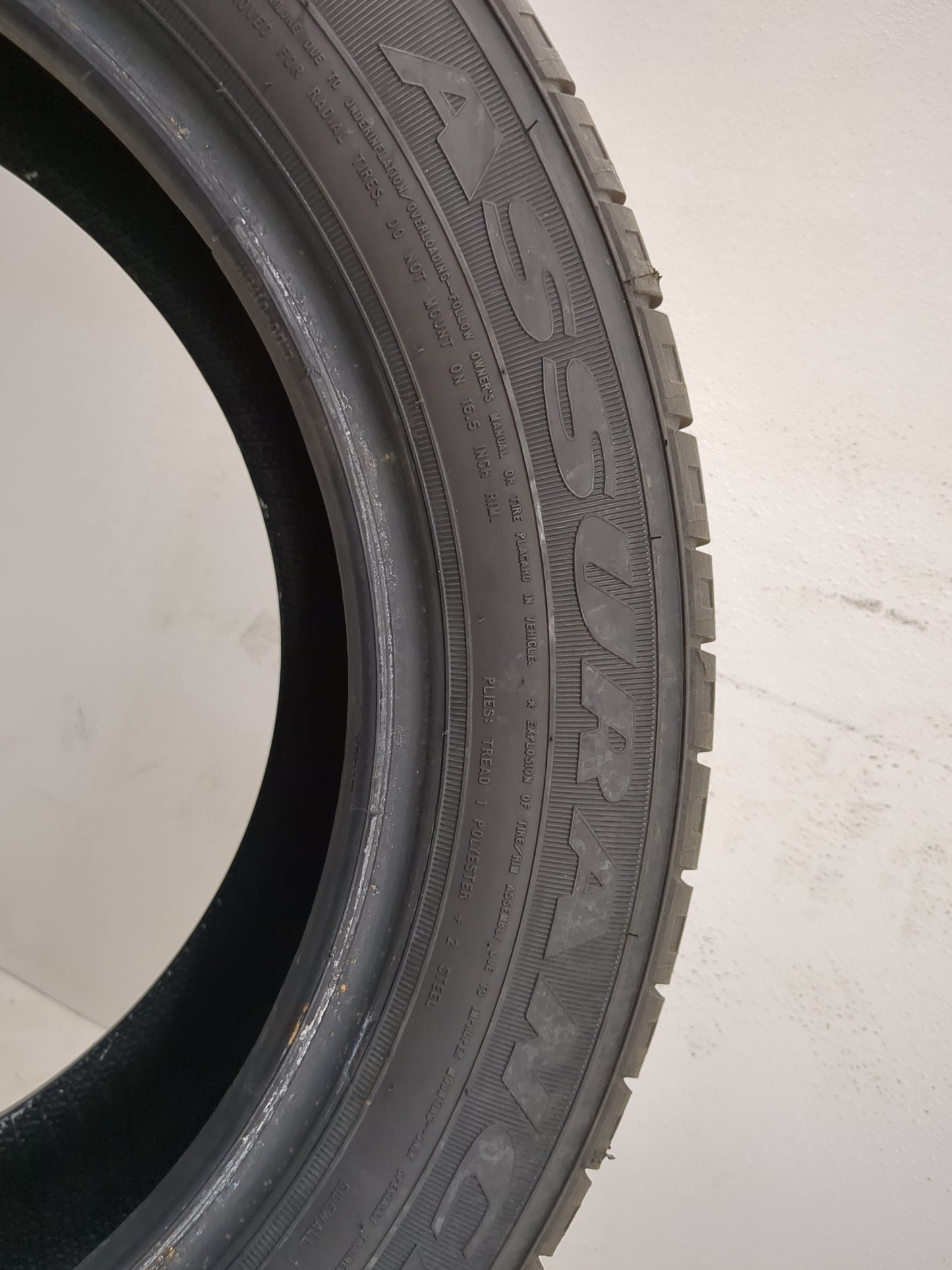 Used Tire 205/55R16 GODYEAR ASSURANCE 91H - Tread Depth 9.5/32 - Oemusedautoparts1.com