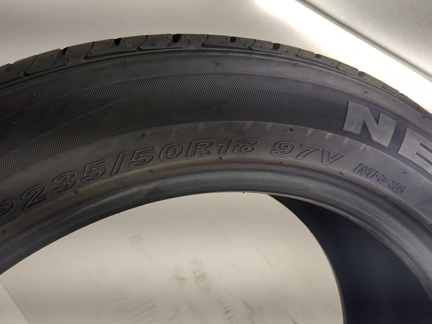 Used Tire P235/50R18 NEXEN CP672 97V - Tread Depth 10/32 - Oemusedautoparts1.com