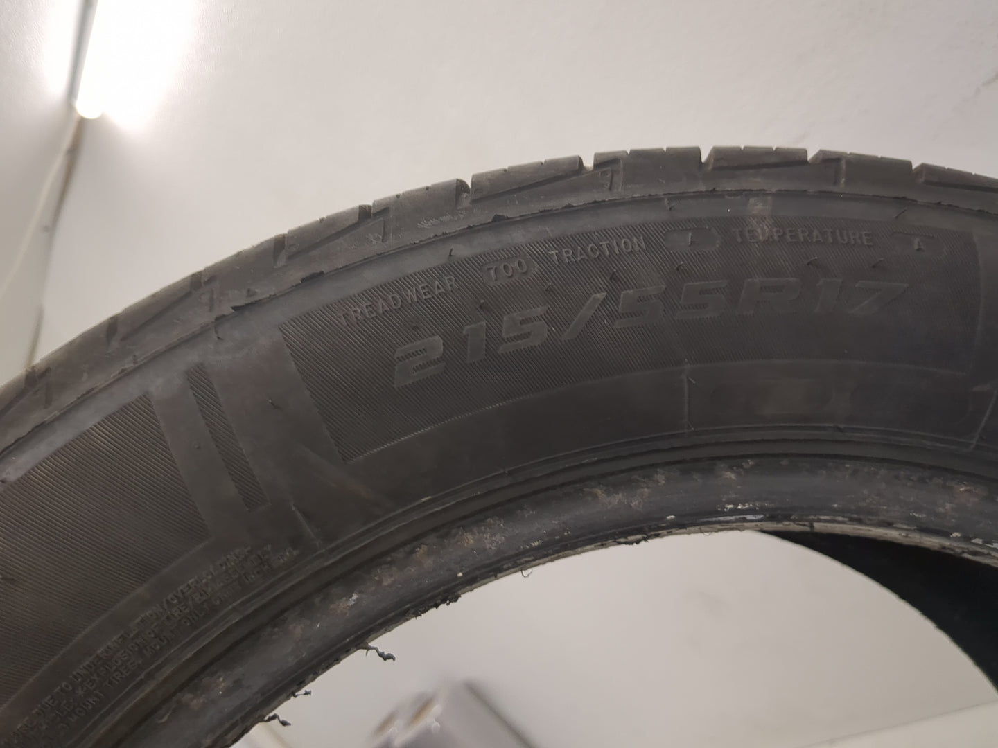 Used Tire 215/55R17 MASTERCRAFT COURSER QUEST 94V - Tread Depth 9/32 - Oemusedautoparts1.com