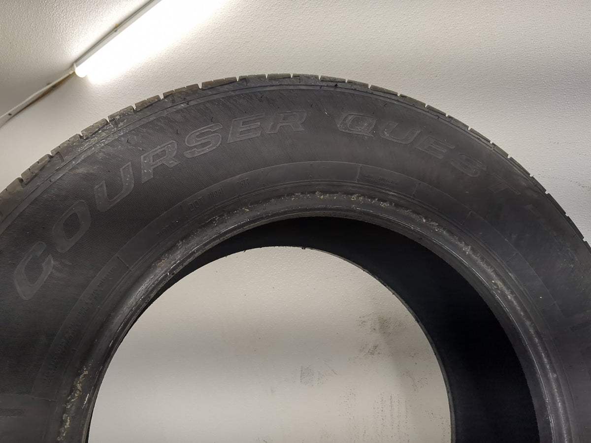 Used Tire 235/65R17 MASTERCRAFT COURSER QUEST PLUS 104H - Tread Depth 10.5/32 - Oemusedautoparts1.com