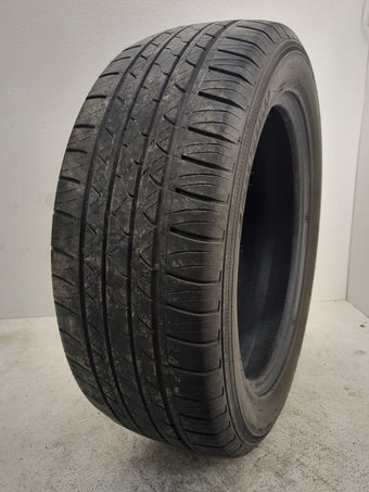 compare product Used Tire 235/55R18 FUZION 235/55R18 100V - Tread Depth 8/32