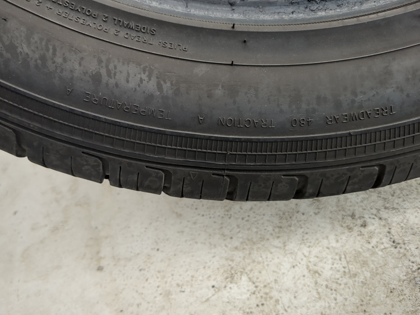 Used Tire 235/55R18 FUZION 235/55R18 100V - Tread Depth 8/32 - Oemusedautoparts1.com
