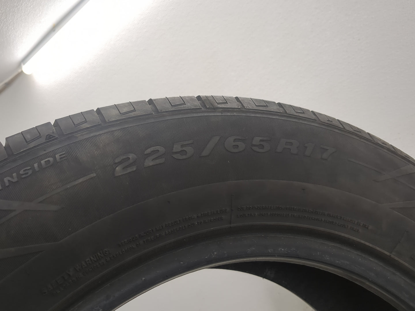 Used Tire 225/65R17 FORTUNE PERFECTUS ALL SEASON FSR602 102H - 7.5/32 - Oemusedautoparts1.com