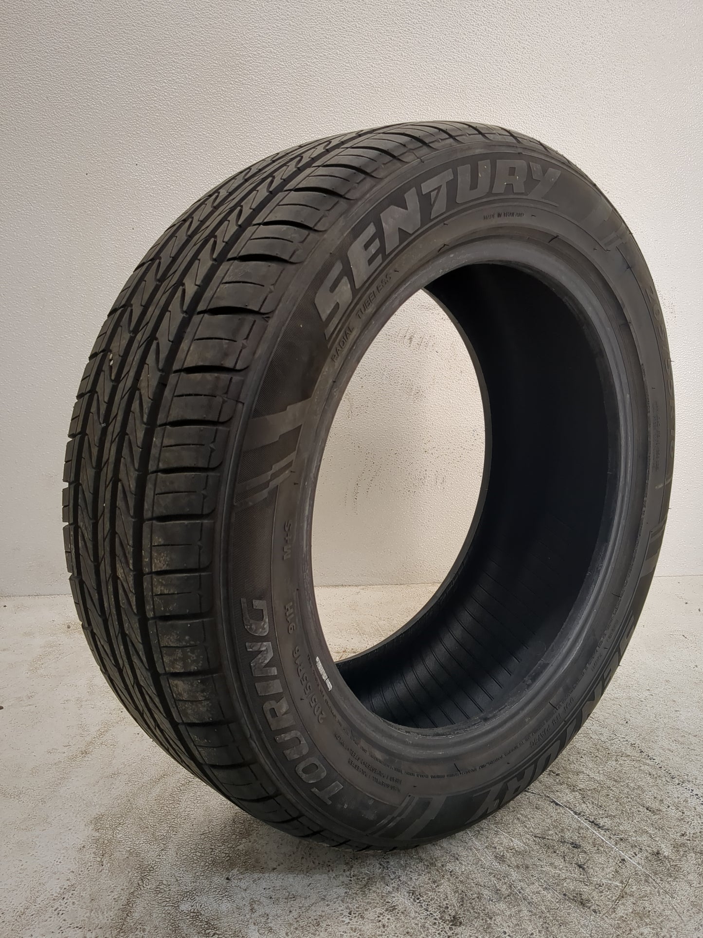 Used Tire 205/55R16 SENTURY TOURING 91H - Tread Depth 10/32 - Oemusedautoparts1.com