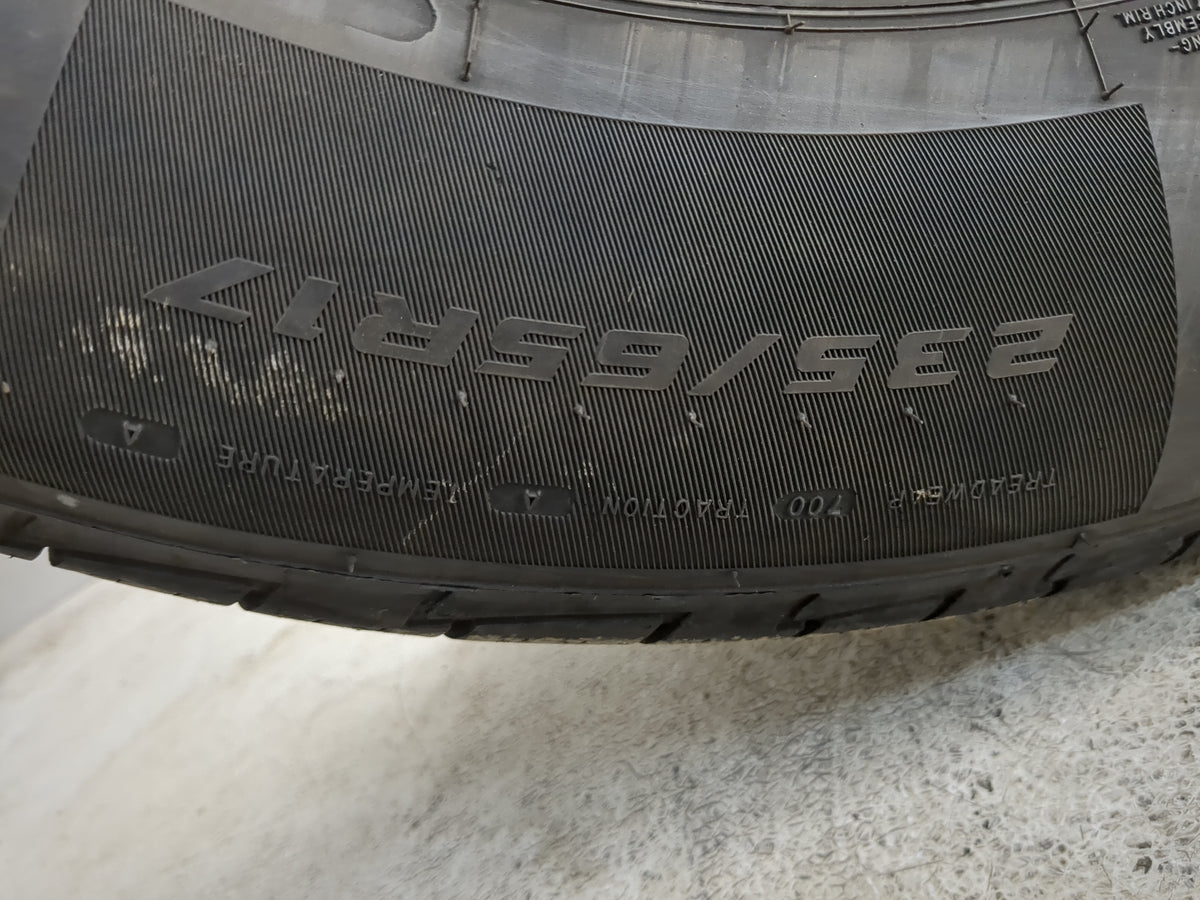 Used Tire 235/65R17 MASTERCRAFT COURSER QUEST PLUS 104H - Tread Depth 10/32 - Oemusedautoparts1.com