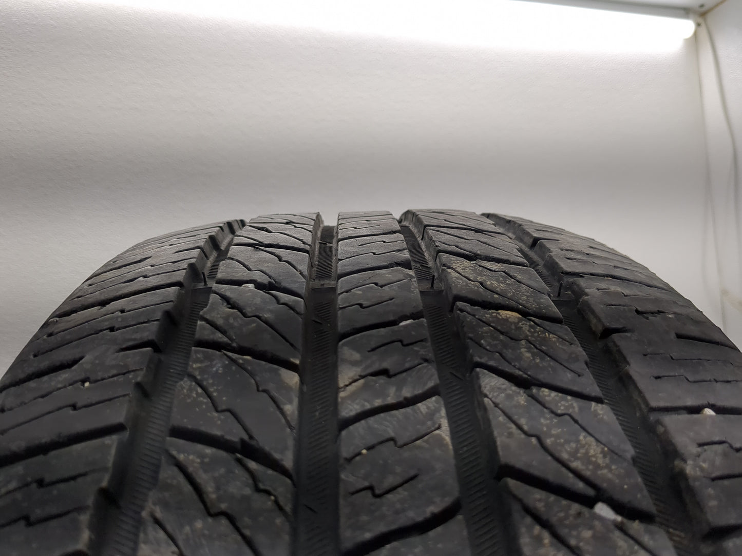 Used Tire 275/65R18 NATIONAL COMMANDO HTS 116T - Tread Depth 10.5/32 - Oemusedautoparts1.com