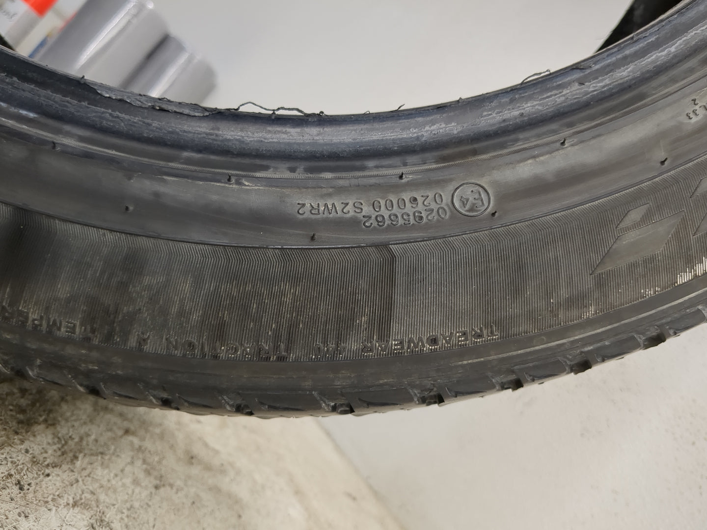 Used Tire P245/50R20 KUMHO CRUGEN PREMIUM 102V - Tread Depth 7/32 - Oemusedautoparts1.com