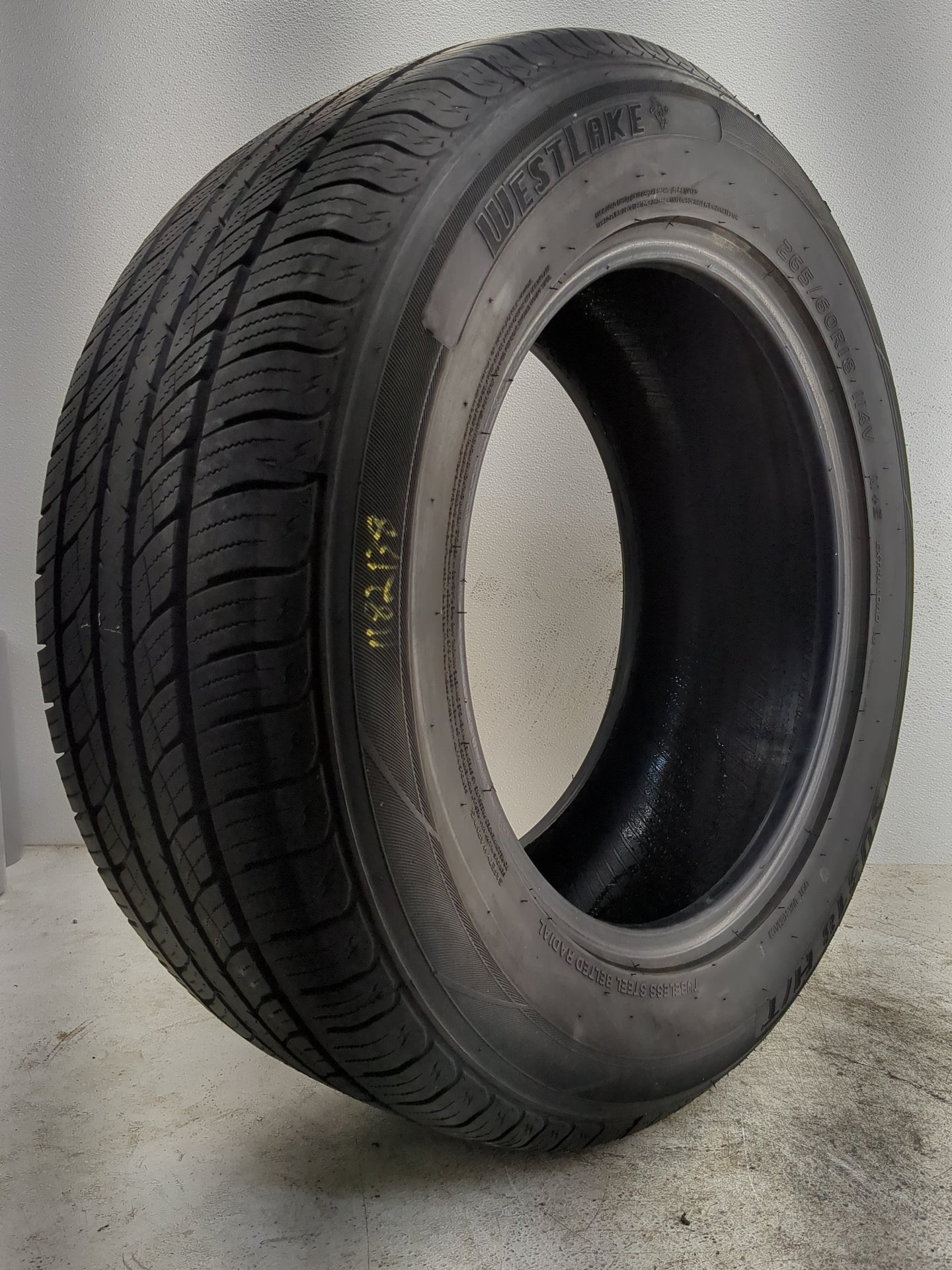 Used Tire 265/60R18 WESTLAKE SU318 H/T 114V - Tread Depth 9/32 - Oemusedautoparts1.com