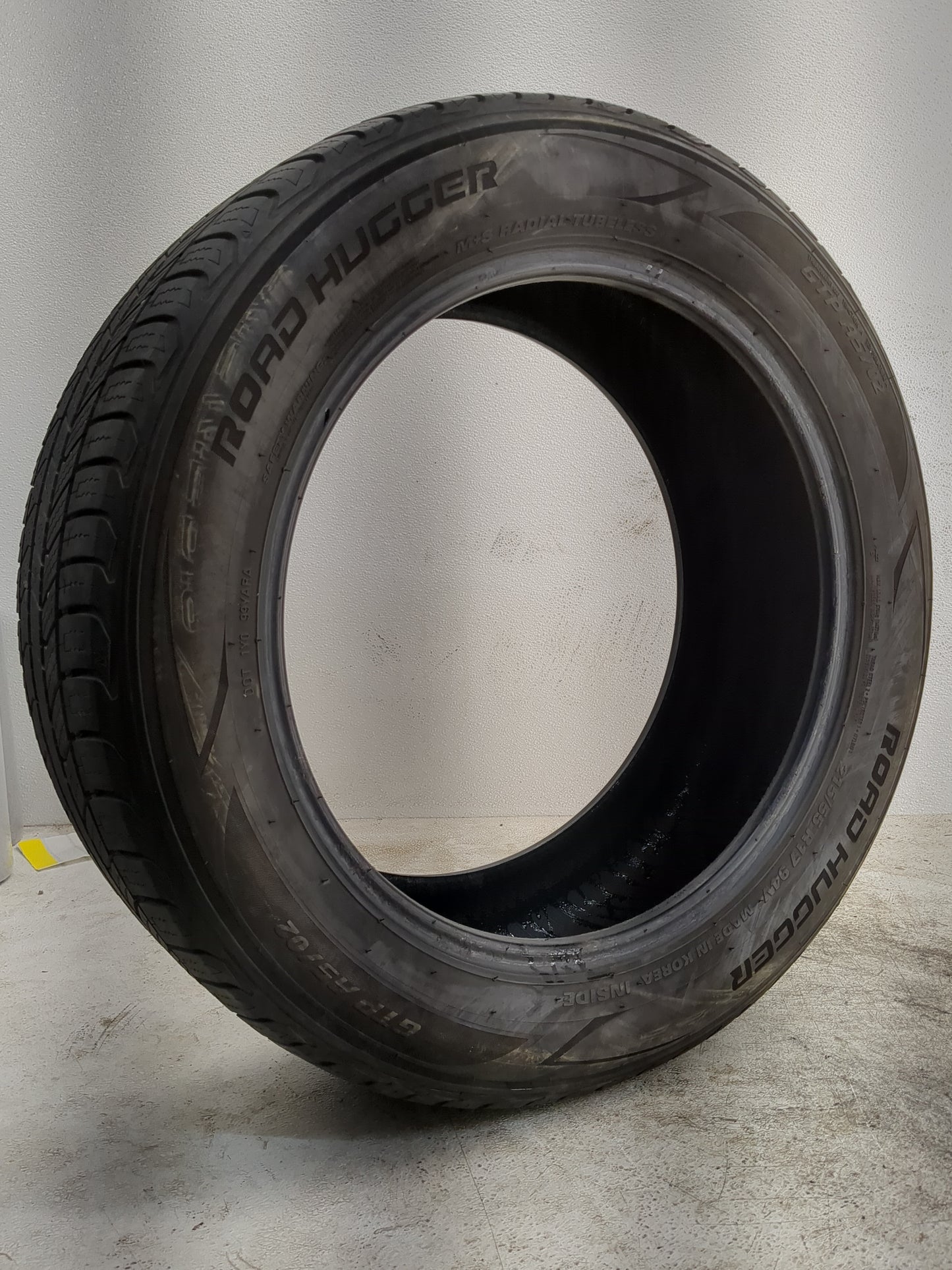 Used Tire 215/55R17 ROAD HUGGER GTP AS/02 94V - Tread Depth 8.5/32 - Oemusedautoparts1.com