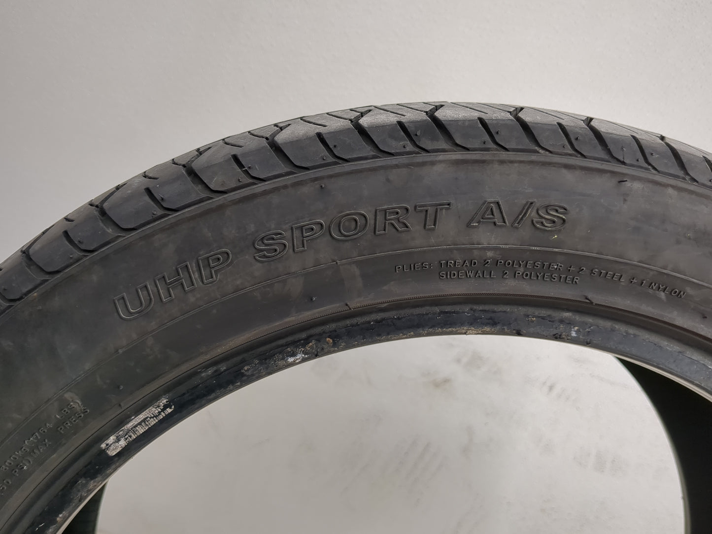Used Tire 245/45R18 FUZION UHP SPORT A/S 100W - Tread Depth 9/32 - Oemusedautoparts1.com