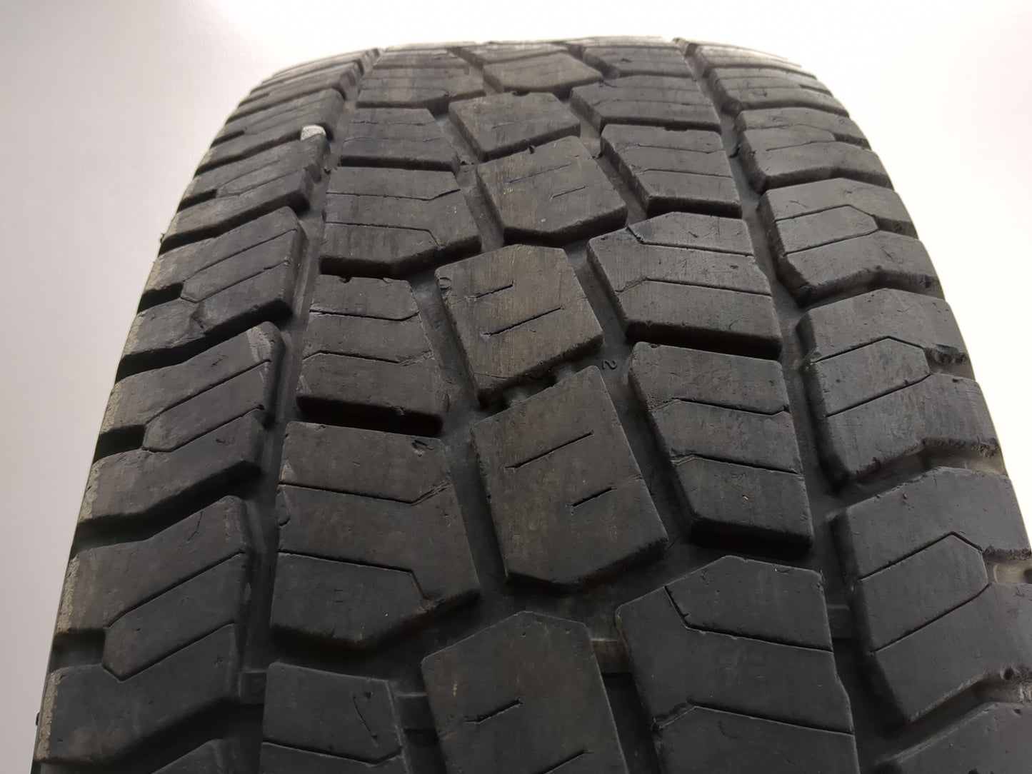 Used Tire LT275/65R18 MASTERCRAFT STRATUS AP 123/120S - Tread Depth 9/32 - Oemusedautoparts1.com