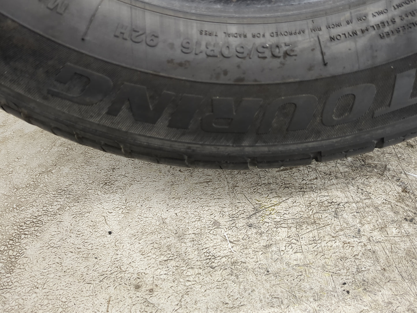 Used Tire 205/60R16 SENTURY TOURING 92H - Tread Depth 9/32 - Oemusedautoparts1.com