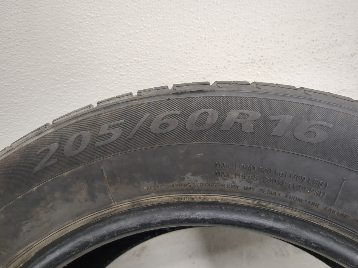 Used Tire 205/60R16 SENTURY TOURING 92H - Tread Depth 9/32 - Oemusedautoparts1.com