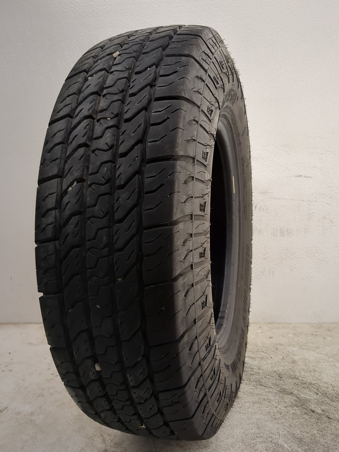 Used Tire LT245/75R17 CORSA HIGHWAY TERRAIN PLUS 120/116S - Tread Depth 11/32 - Oemusedautoparts1.com