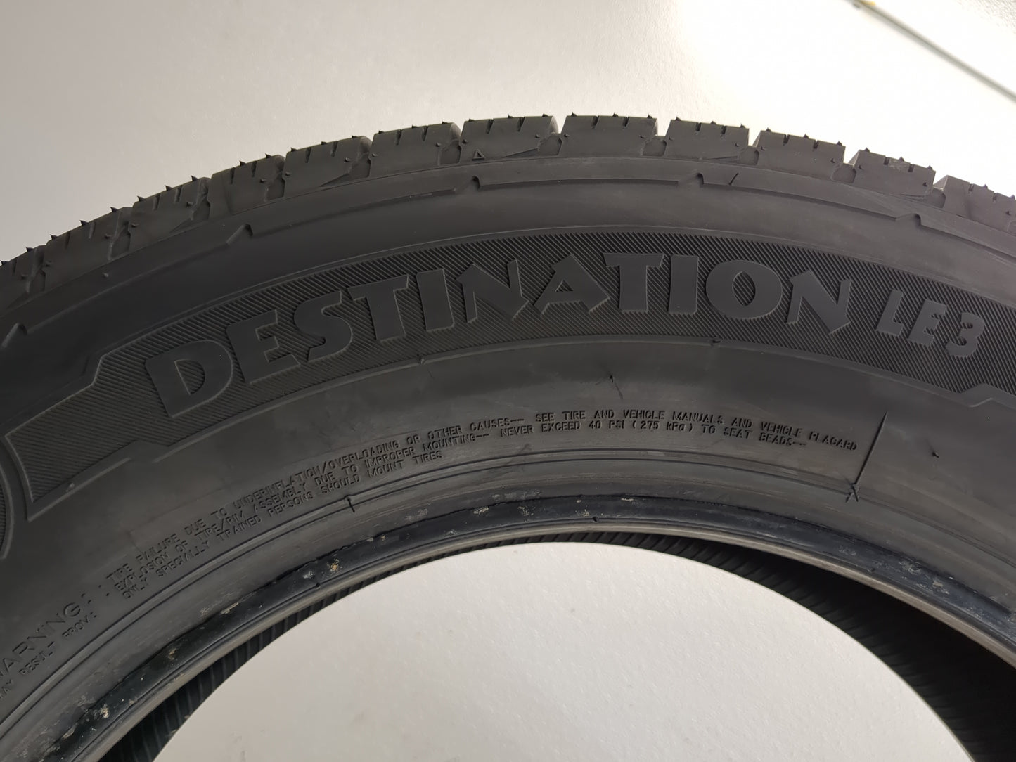 Used Tire 235/65R18 FIRESTONE DESTION LE3 106T - Tread Depth 9.5/32 - Oemusedautoparts1.com