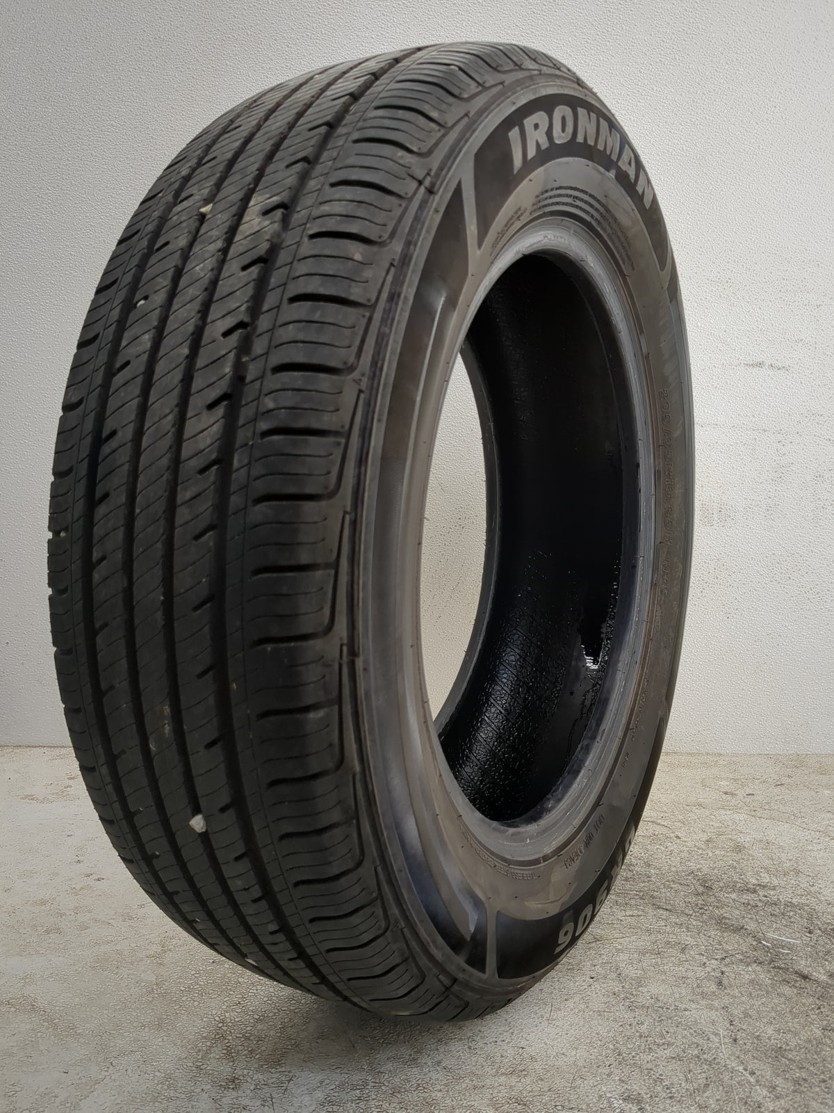 Used Tire 205/65R16 IRONMAN GR906 95H - Tread Depth 8.5/32 - Oemusedautoparts1.com