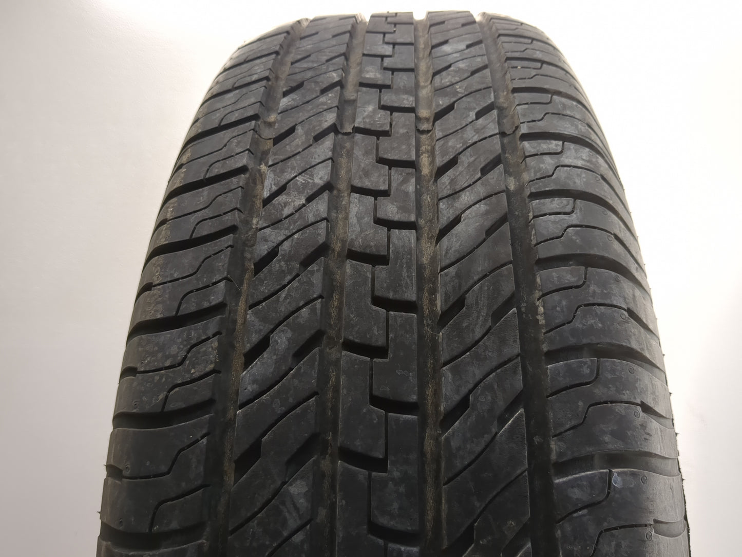 Used Tire P255/75R16 DEXTERO DHT2 114T - Tread Depth 80/32 - Oemusedautoparts1.com