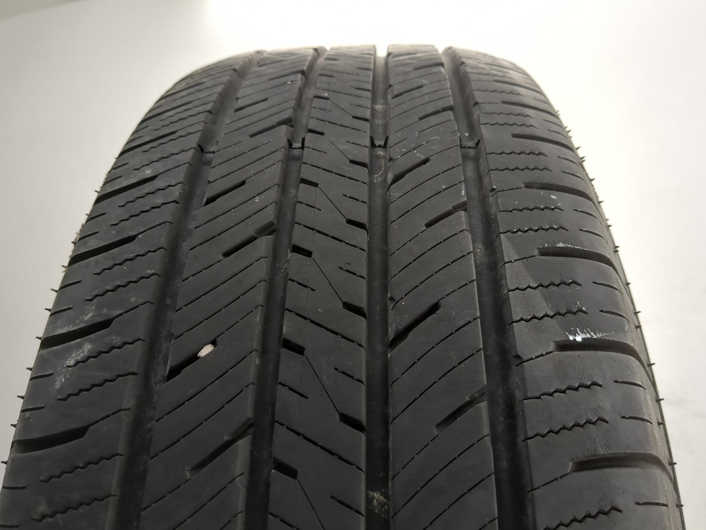 Used Tire 225/65R17 FALKEN SINCERA SN250 A/S 102T - Tread Depth 8.5/32 - Oemusedautoparts1.com