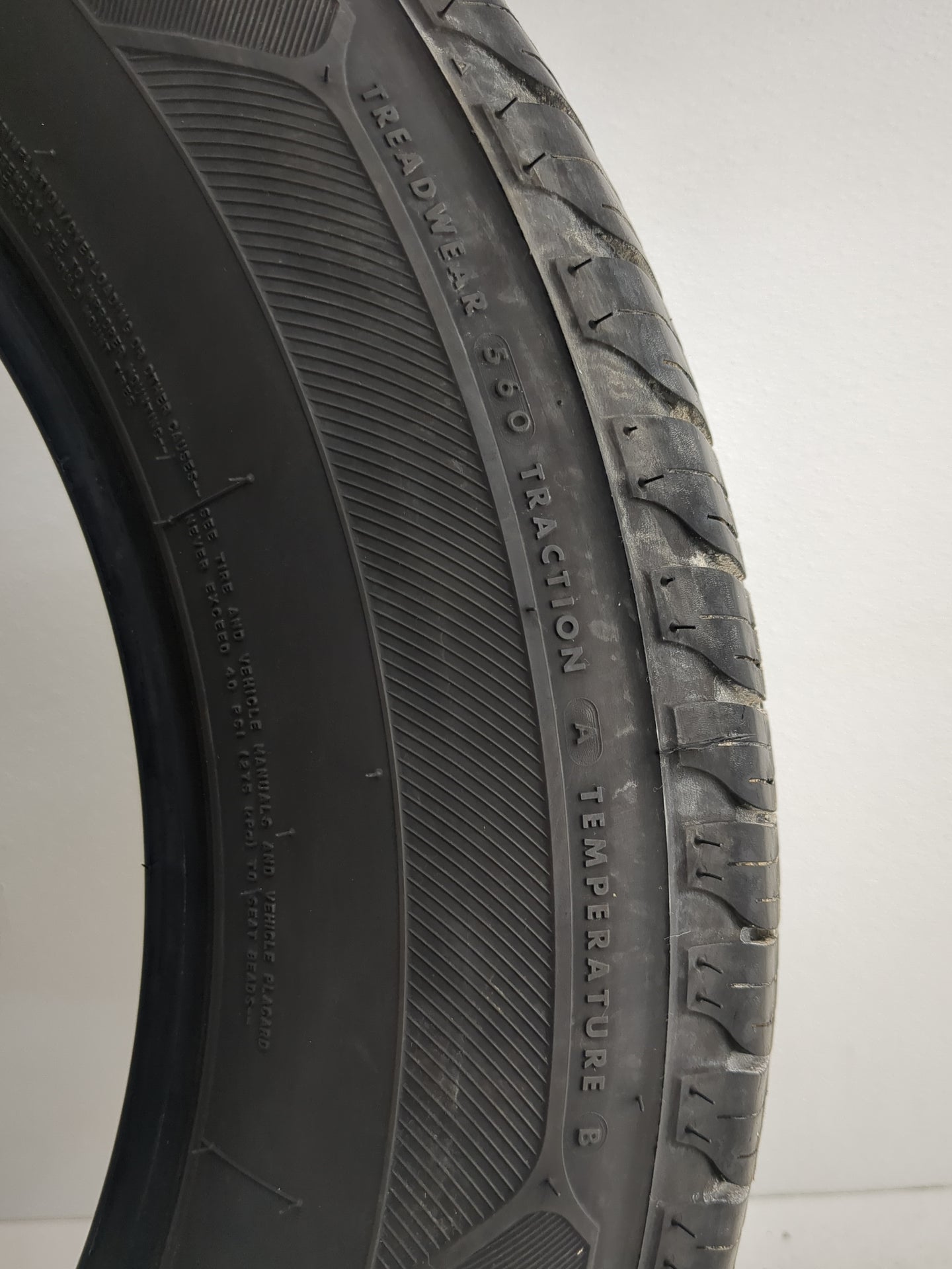 Used Tire 235/60R17 FIRESTONE ALL SEASON 102T - Tread Depth 7/32 - Oemusedautoparts1.com