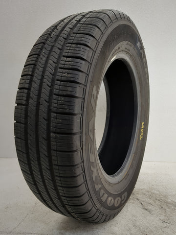 Used Tire P205/70R16 GOODYEAR EAGLE LS2 96T - Tread Depth 9/32 - Oemusedautoparts1.com