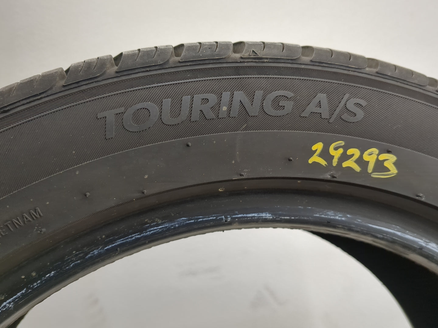 Used Tire 205/50R16 SUREDRIVE TOURING A/S 87V - Tread Depth 10.5/32 - Oemusedautoparts1.com
