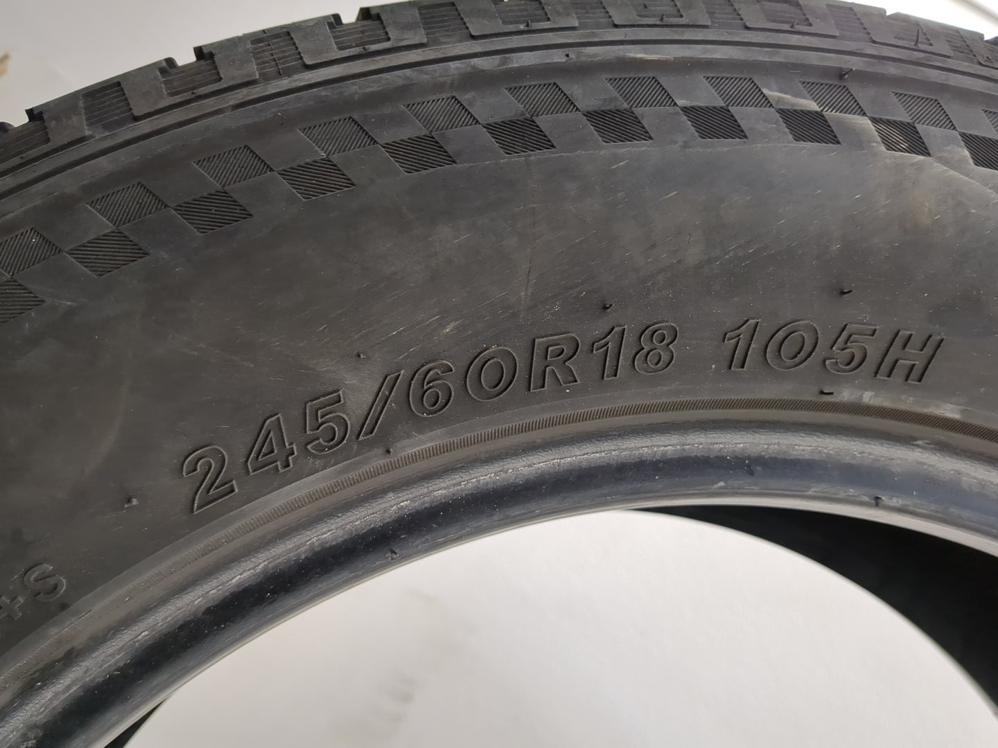 Used Tire 245/60R18 PARAGON TOUR CUV 105H - Tread Depth 9/32 - Oemusedautoparts1.com