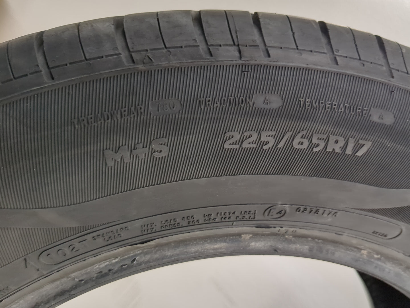 Used Tire 225/65R17 MASTERCRAFT LSP GRAND TOURING 102T - Tread Depth 7/32 - Oemusedautoparts1.com