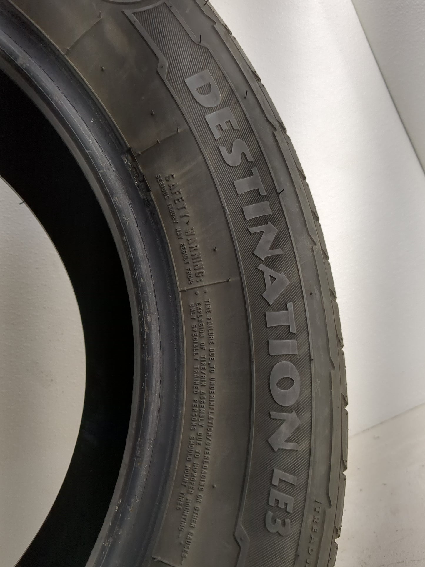 Used Tire 235/60R17 FIRESTONE DESTINATION LE3 102H - Tread Depth 9.5/32 - Oemusedautoparts1.com