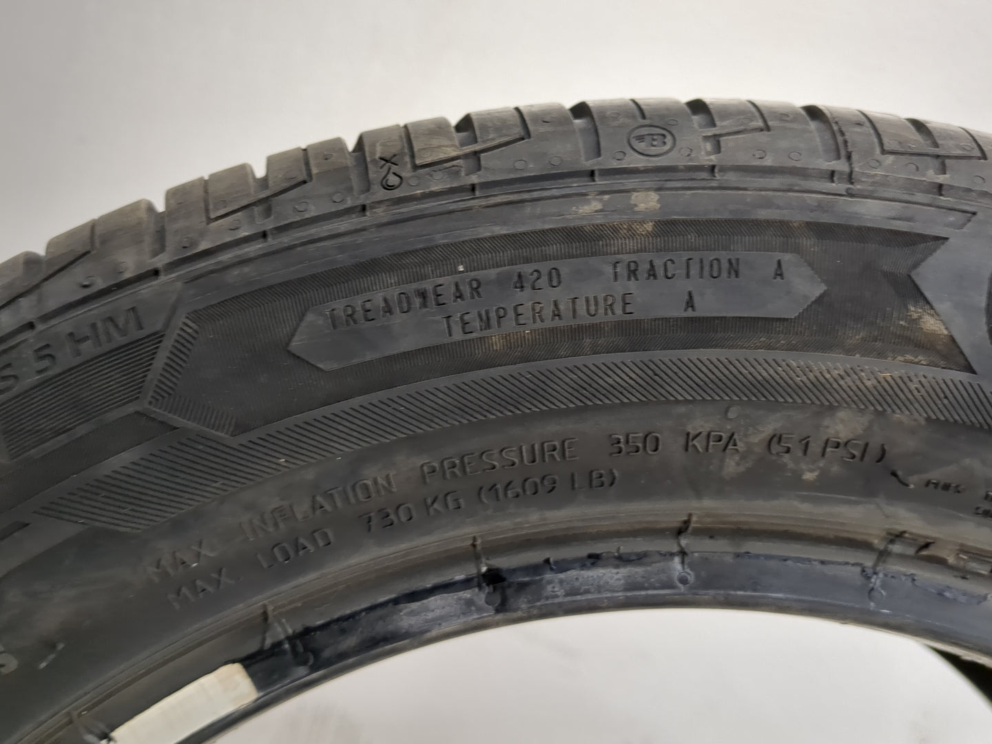 Used Tire 215/55R16 BARUM BRAVURIS 5 HM 97H - Tread Depth 8/32 - Oemusedautoparts1.com