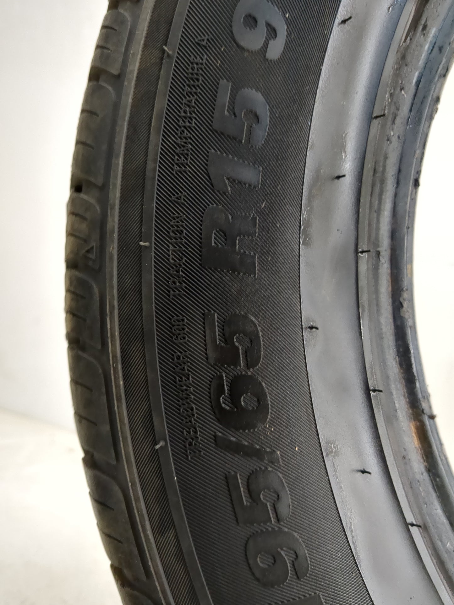 Used Tire 195/65R15 SUREDRIVE TOURING A/S 91H - Tread Depth 9/32 - Oemusedautoparts1.com