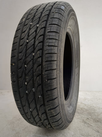compare product Used Tire P195/70R14 TOYO EXTENSA 90T - Tread Depth 11/32