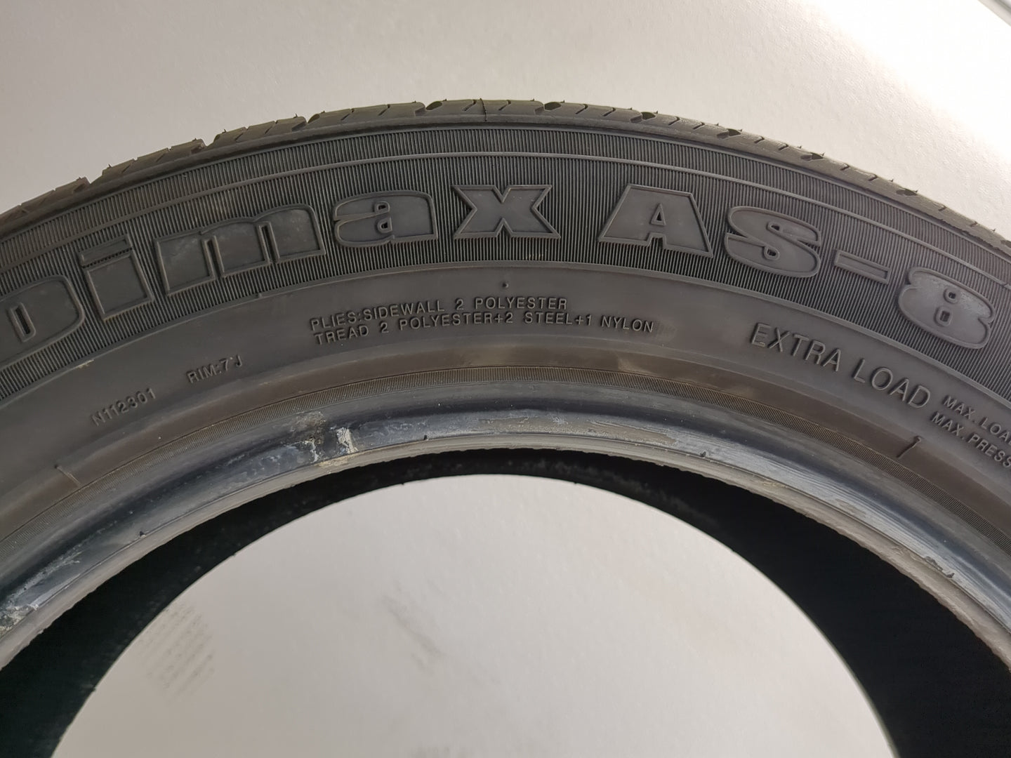 Used Tire 225/55R17 RADAR DIMAX AS-8 101V - Tread Depth 11/32 - Oemusedautoparts1.com