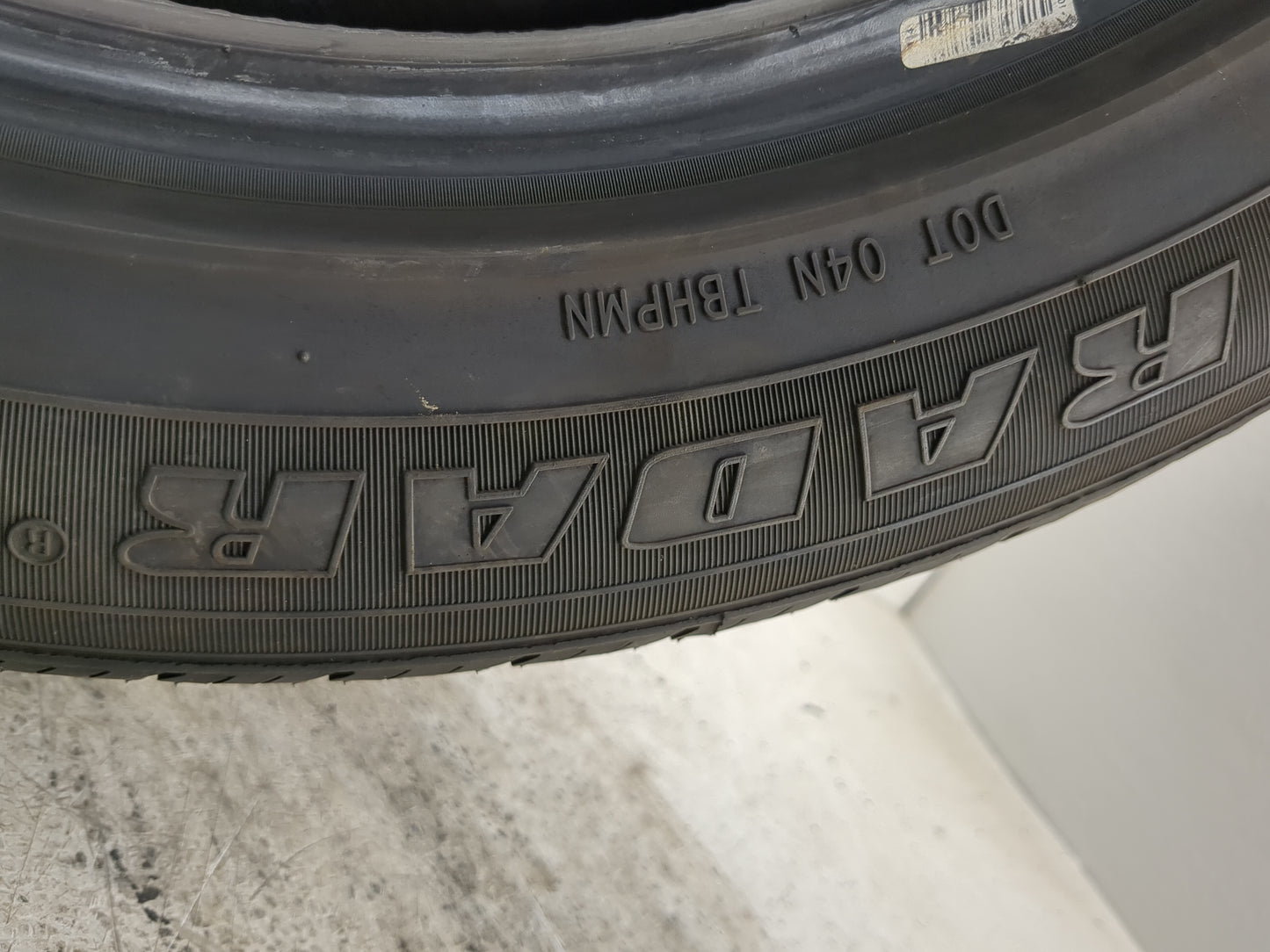 Used Tire 225/55R17 RADAR DIMAX AS-8 101V - Tread Depth 11/32 - Oemusedautoparts1.com