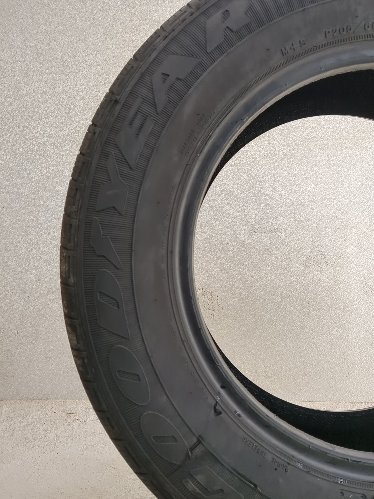 Used Tire P205/65R15 GOODYEAR INTEGRITY 92T - Tread Depth 9.5/32 - Oemusedautoparts1.com