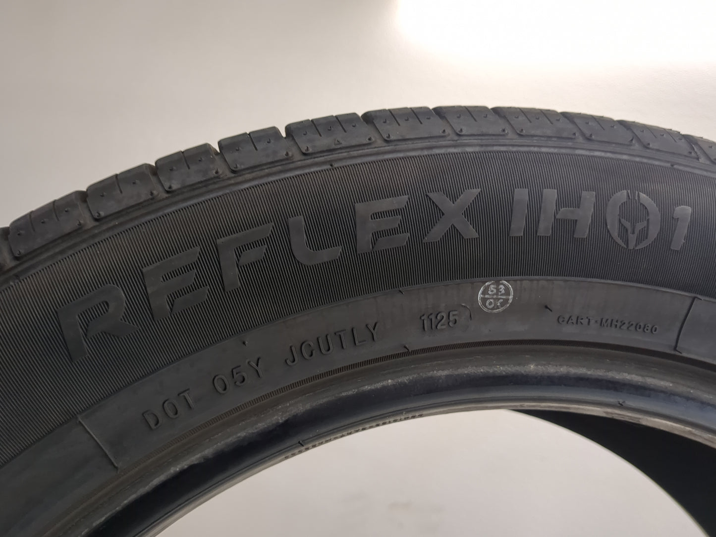 Used Tire 235/55R18 IRONHEAD REFLEX IHO1 100V - Tread Depth 10/32 - Oemusedautoparts1.com