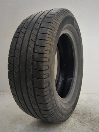 compare product Used Tire 225/60R16 MICHELIN DEFENDER 2 98H - Tread Depth 8/32