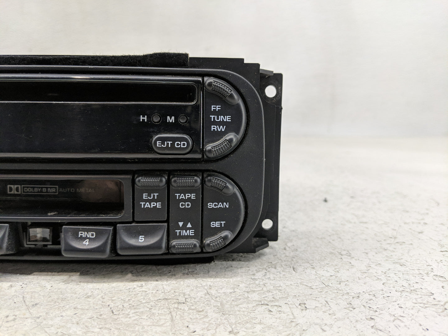 2002 Dodge Grand Caravan Radio AM FM Cd Player Receiver Replacement P/N:P04858540AE Fits Fits 1998 1999 2000 2001 OEM Used A