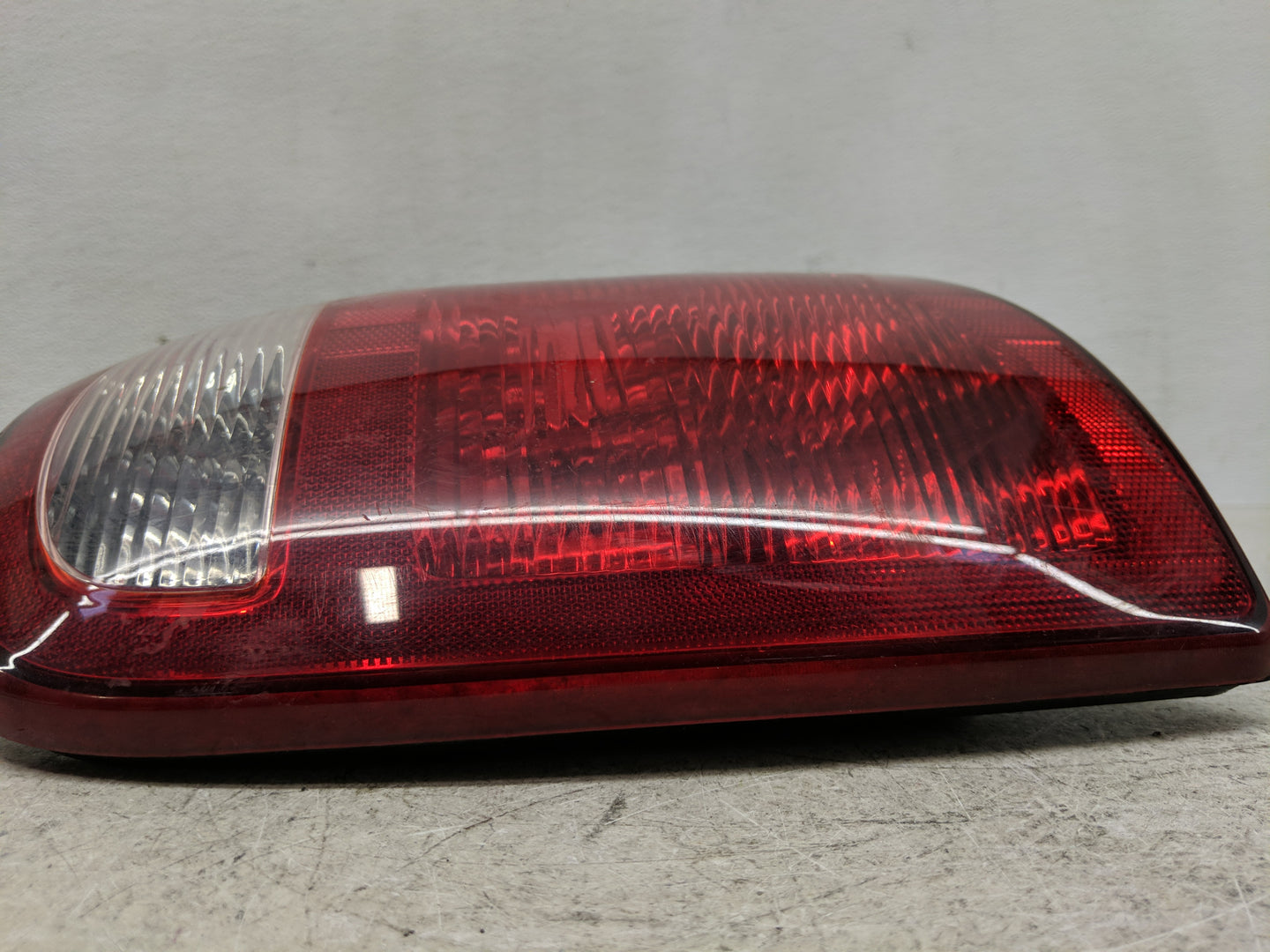2002 Dodge Grand Caravan Tail Light Assembly Passenger Right OEM Fits Fits 2001 2003 OEM Used Auto Parts - Oemusedautoparts1