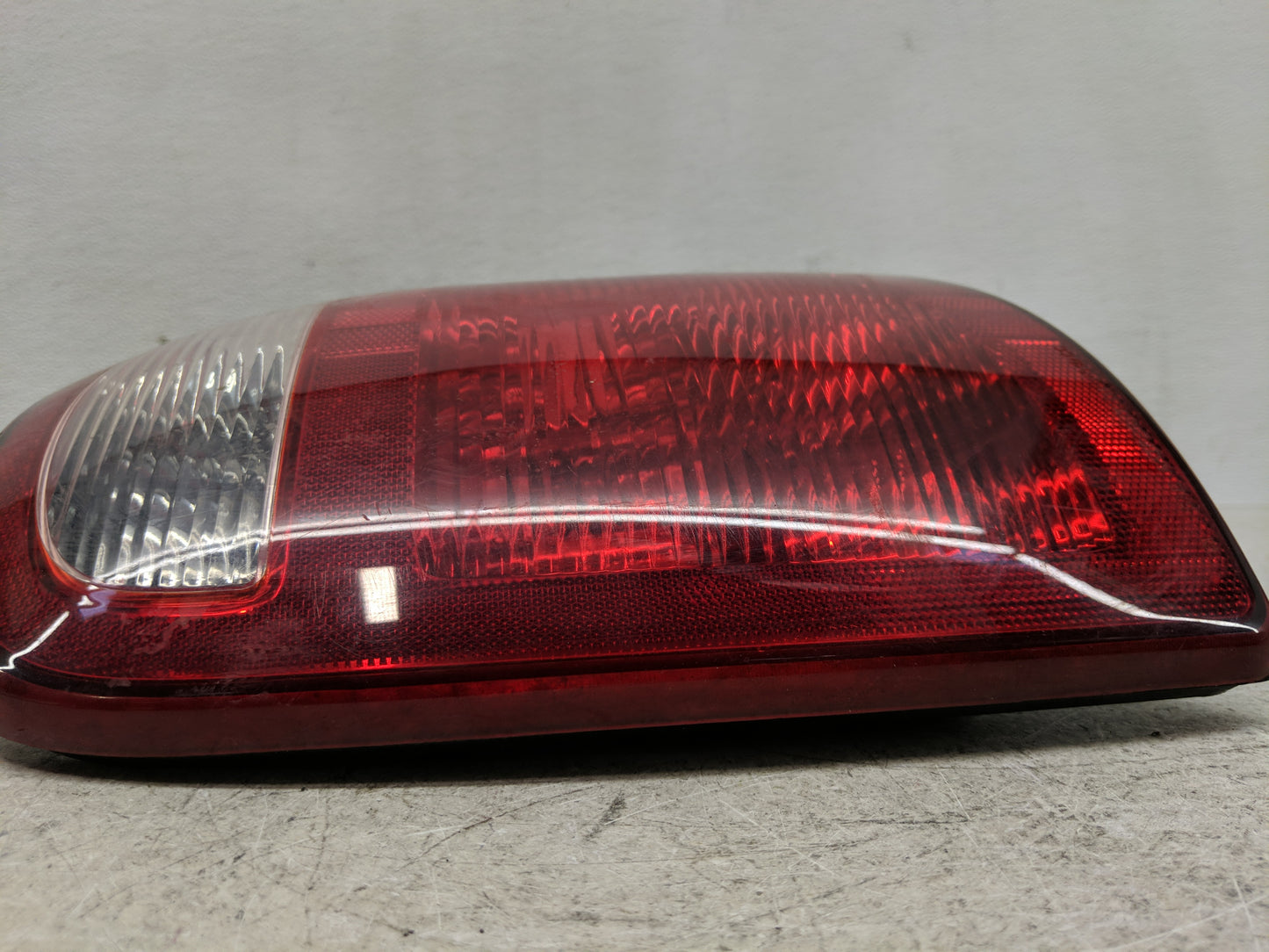 2002 Dodge Grand Caravan Tail Light Assembly Passenger Right OEM Fits Fits 2001 2003 OEM Used Auto Parts - Oemusedautoparts1