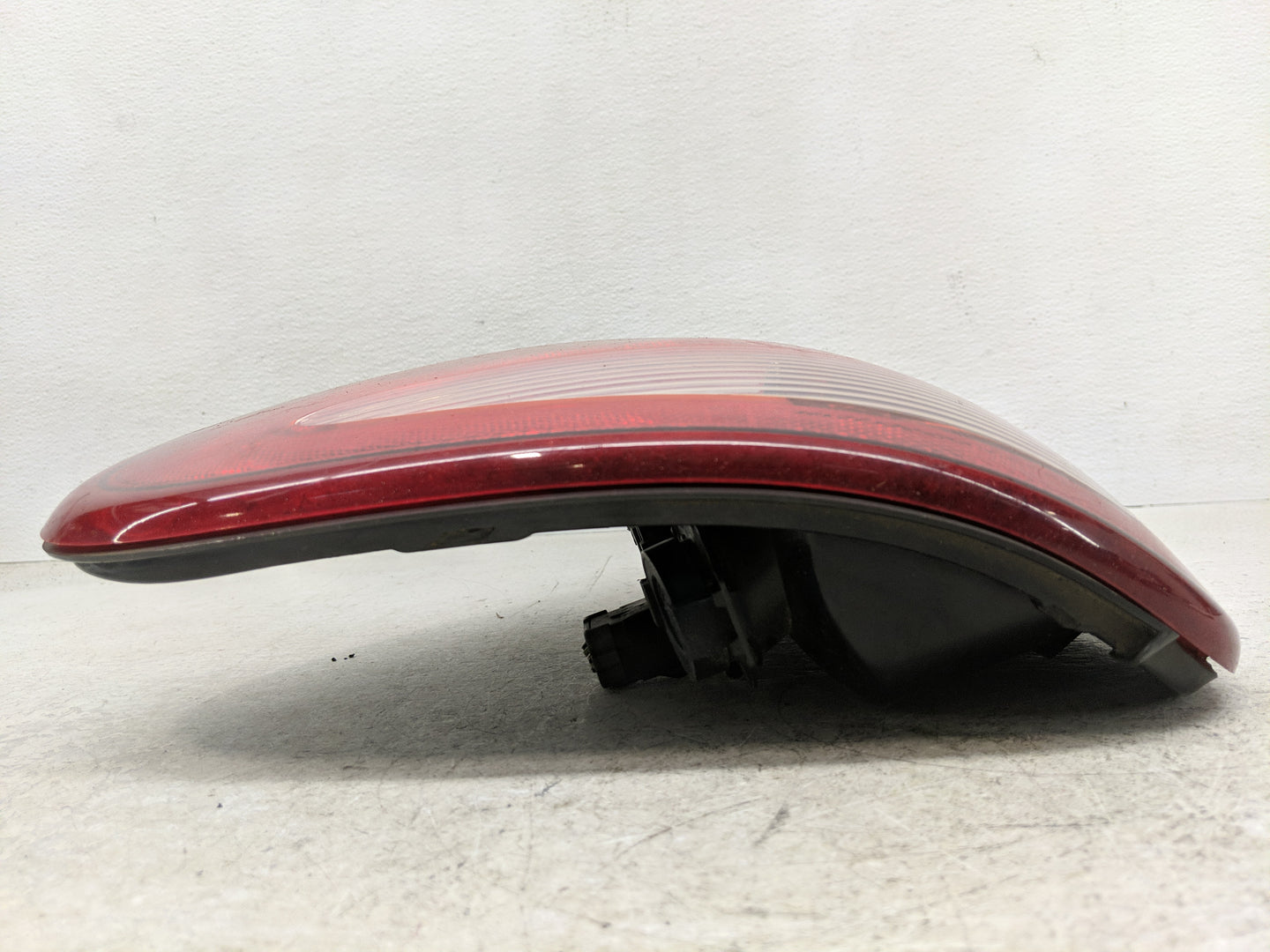 2002 Dodge Grand Caravan Tail Light Assembly Passenger Right OEM Fits Fits 2001 2003 OEM Used Auto Parts - Oemusedautoparts1