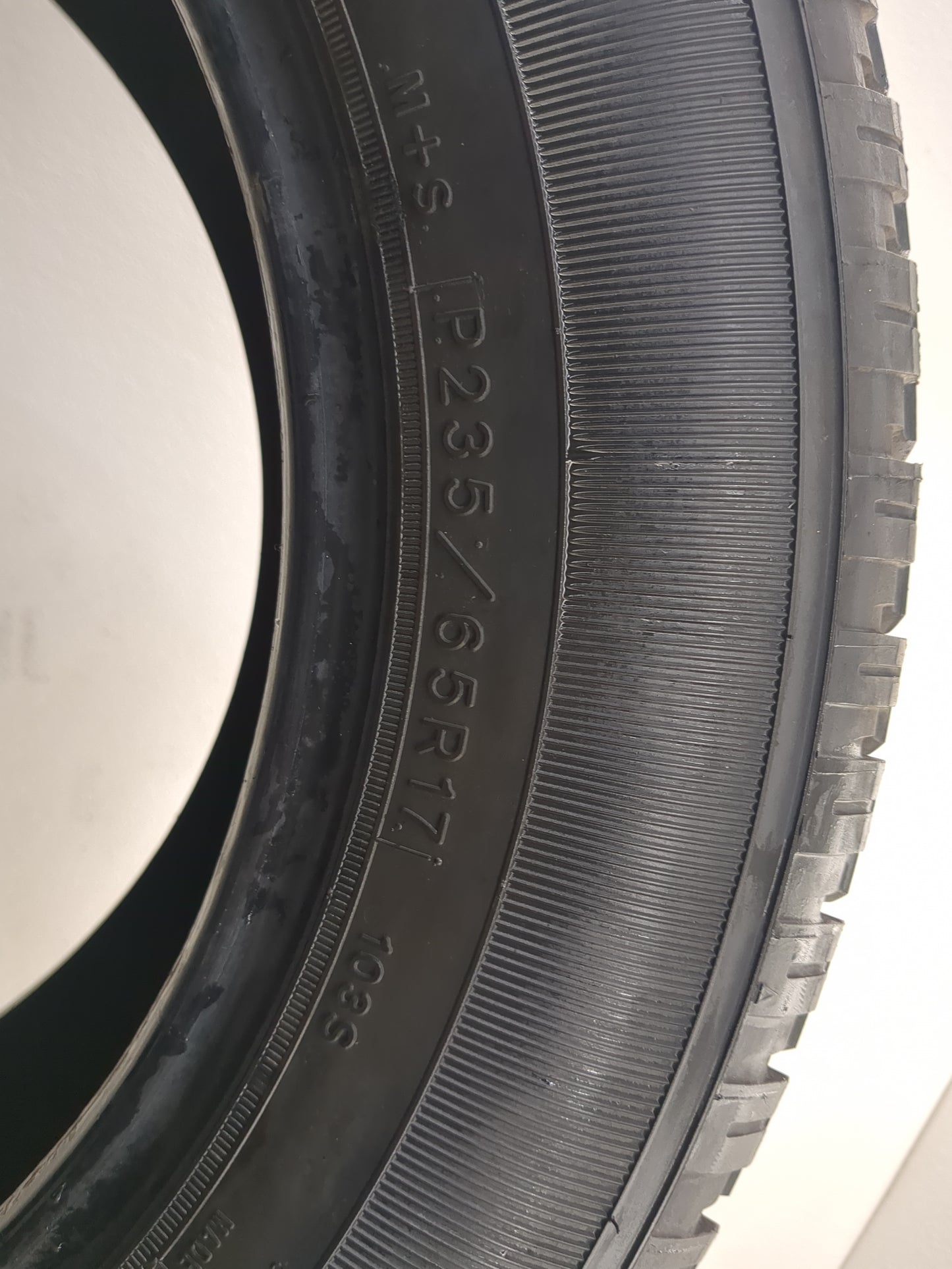 Used Tire P235/65R17 GOODYEAR WRANGLER HP 103S - Tread Depth 12/32 - Oemusedautoparts1.com
