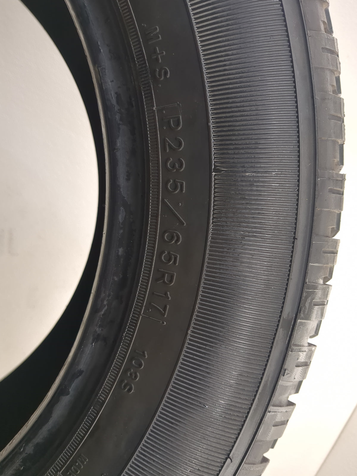 Used Tire P235/65R17 GOODYEAR WRANGLER HP 103S - Tread Depth 12/32 - Oemusedautoparts1.com