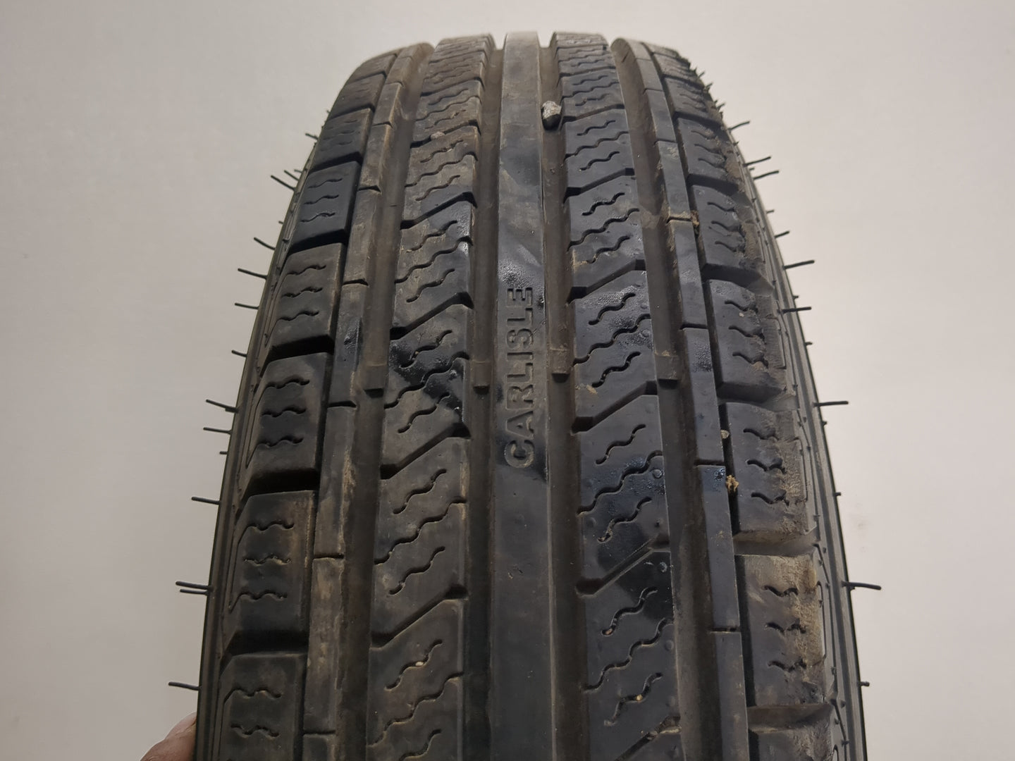 Used Tire ST205/75R15 CARLILE RADIAL HD 97V - Tread Depth 11/32 - Oemusedautoparts1.com