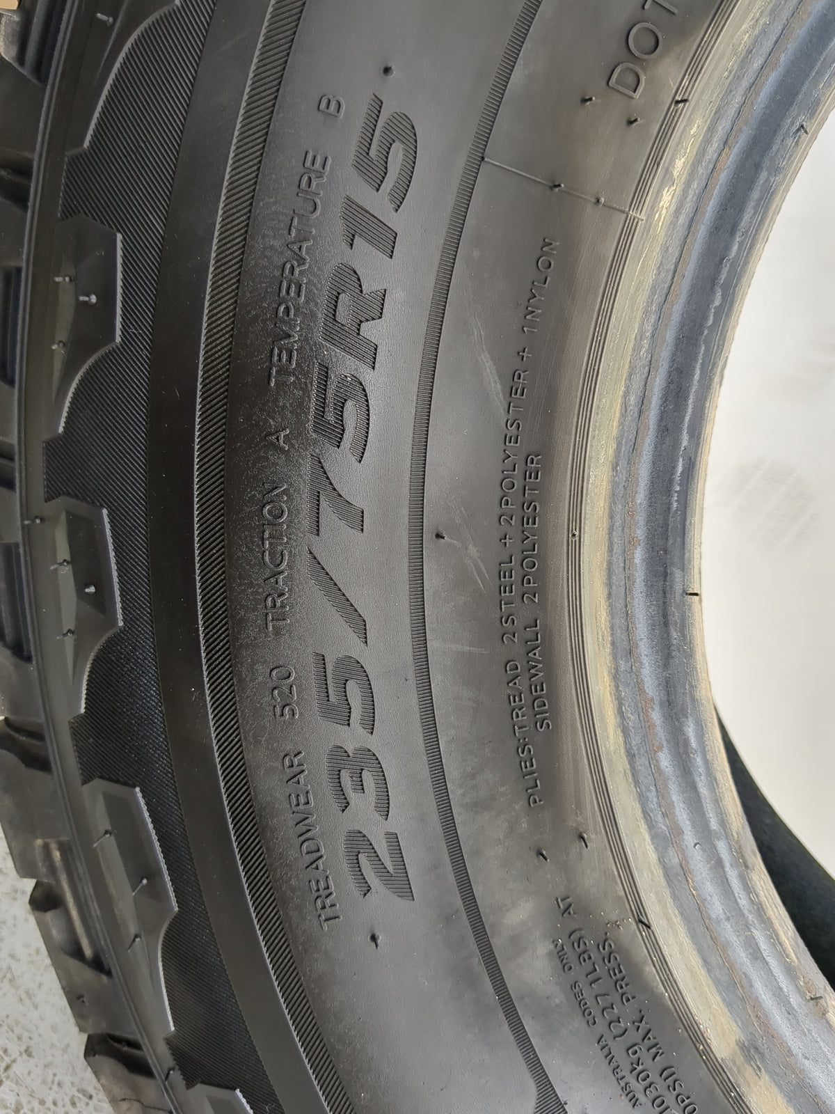 Used Tire 235/75R15 LAUFENN X FIT AT 109T - Tread Depth 12.5/32 - Oemusedautoparts1.com